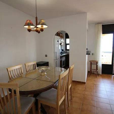 Basic Comfort Bahia 7 Lägenhet Empuriabrava